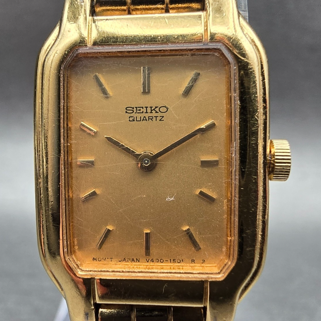Seiko Tank Watch Women 17mm Gold Dial Gold Tone Rectangle V400-5498 New Battery1