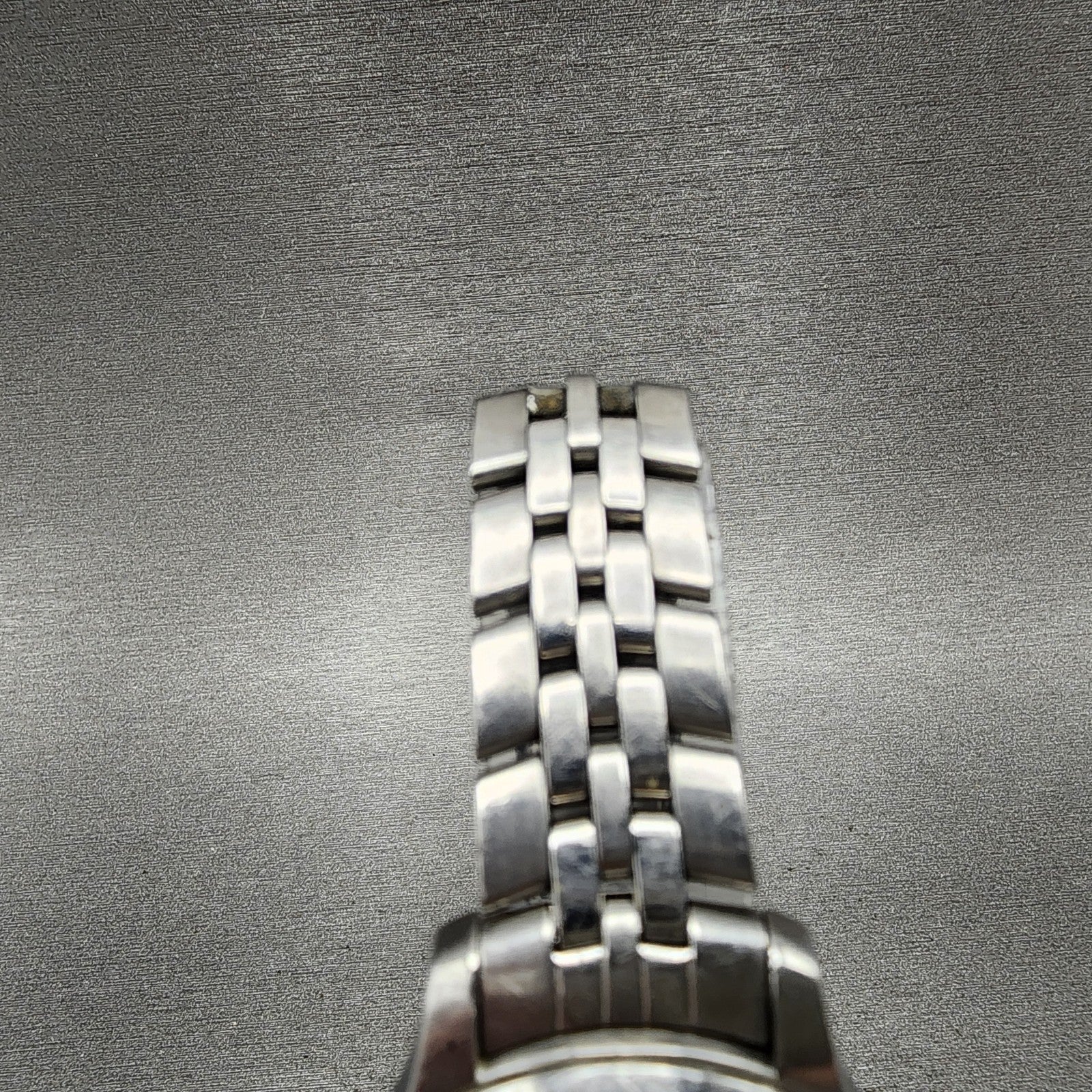 Victorinox Swiss Army Odyssey Watch Women 30mm White Dial Steel Date New Battery4