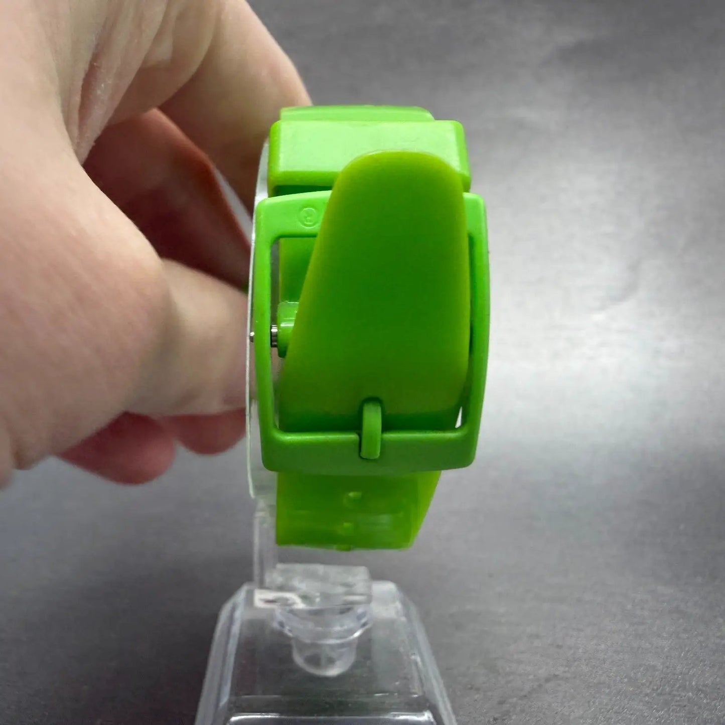 Swatch Lemongrass Watch Men 34mm Green Dial Green Tone Round GG204 New Battery7