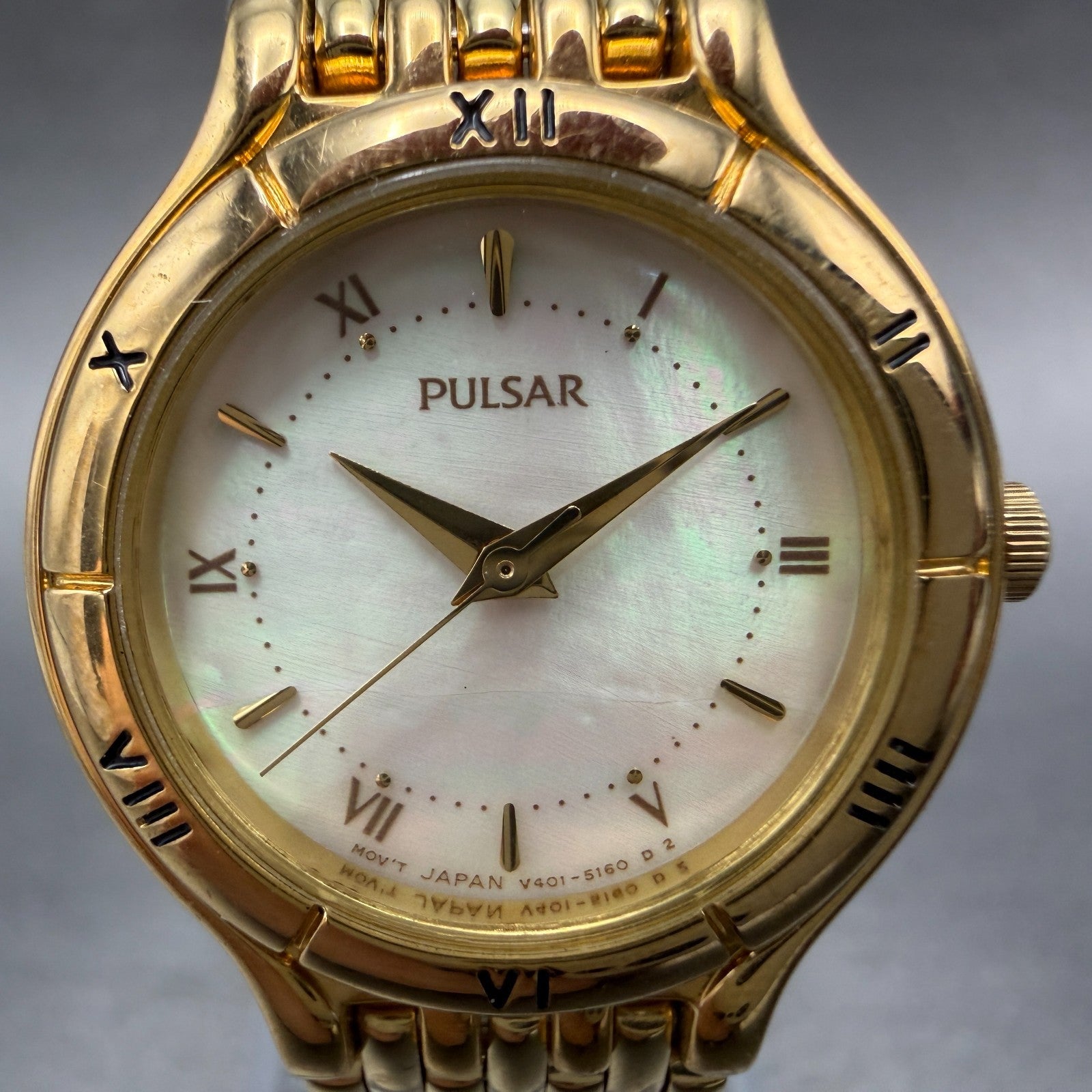 Seiko Pulsar Watch Women 24mm MOP Dial Gold Tone Round V401-1730 New Battery1