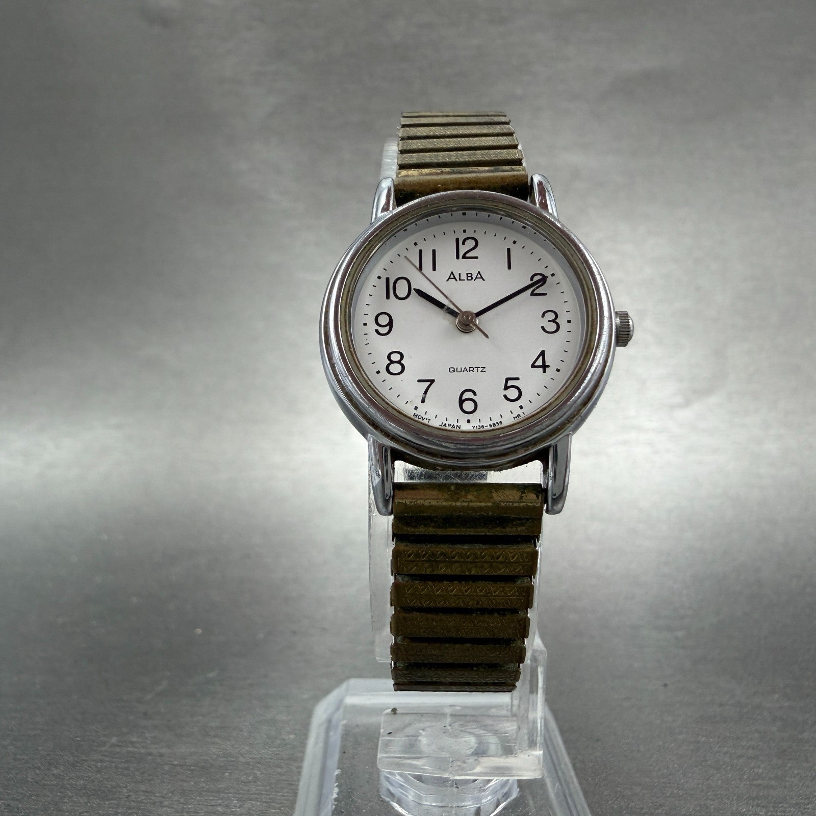 Seiko Alba Watch Women 25mm White Dial Silver Dial Round Y136-6A80 New Battery5