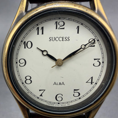 Seiko Alba Success Watch Men 30mm White Dial Gold Tone Round V701-6E20 NewBat1