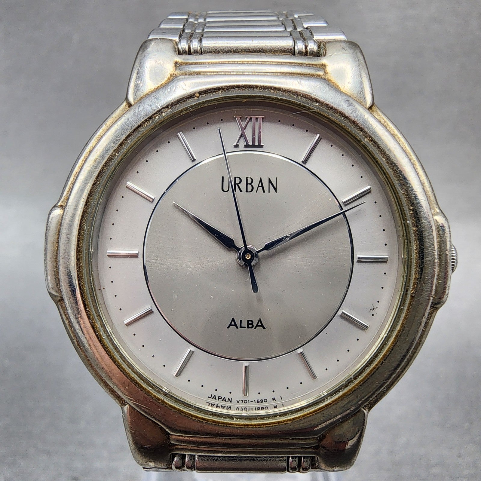 Seiko Alba Urban Watch Men 33mm Silver Dial Silver Tone V7011480 New Battery1