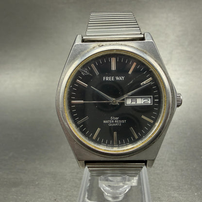 Citizen Freeway Watch Men 35mm Black Dial Silver Tone Daydate Round New Battery0
