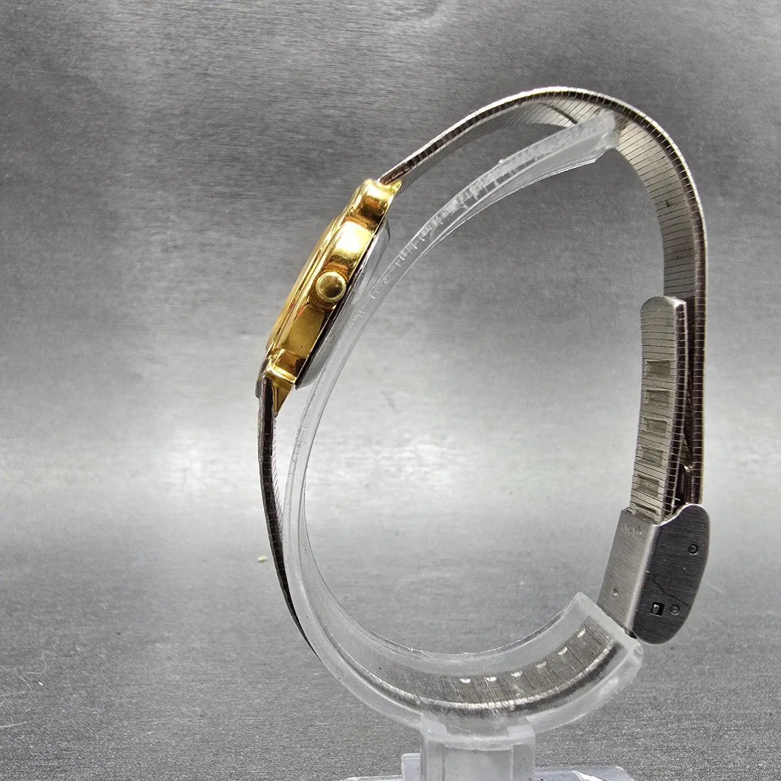 Elgin Watch Women 17mm Silver Dial Two Tone Oval Leafs EK909-007 New Battery7