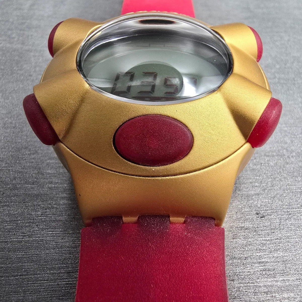 Swatch Beat Golden Virtual Wave Watch Men 47mm Gold Red YQG1000 New Battery NOS7