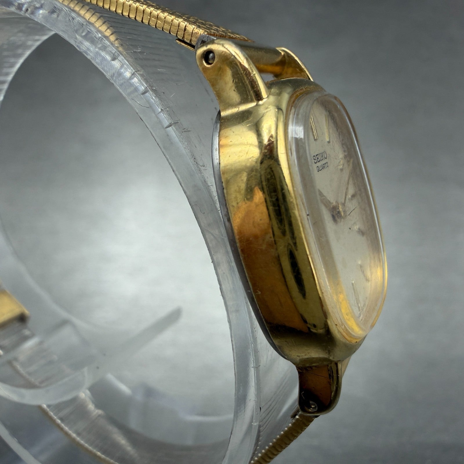 Seiko Tank Watch Women 19mm Champagne Dial Gold Tone 5420-5119 New Battery3