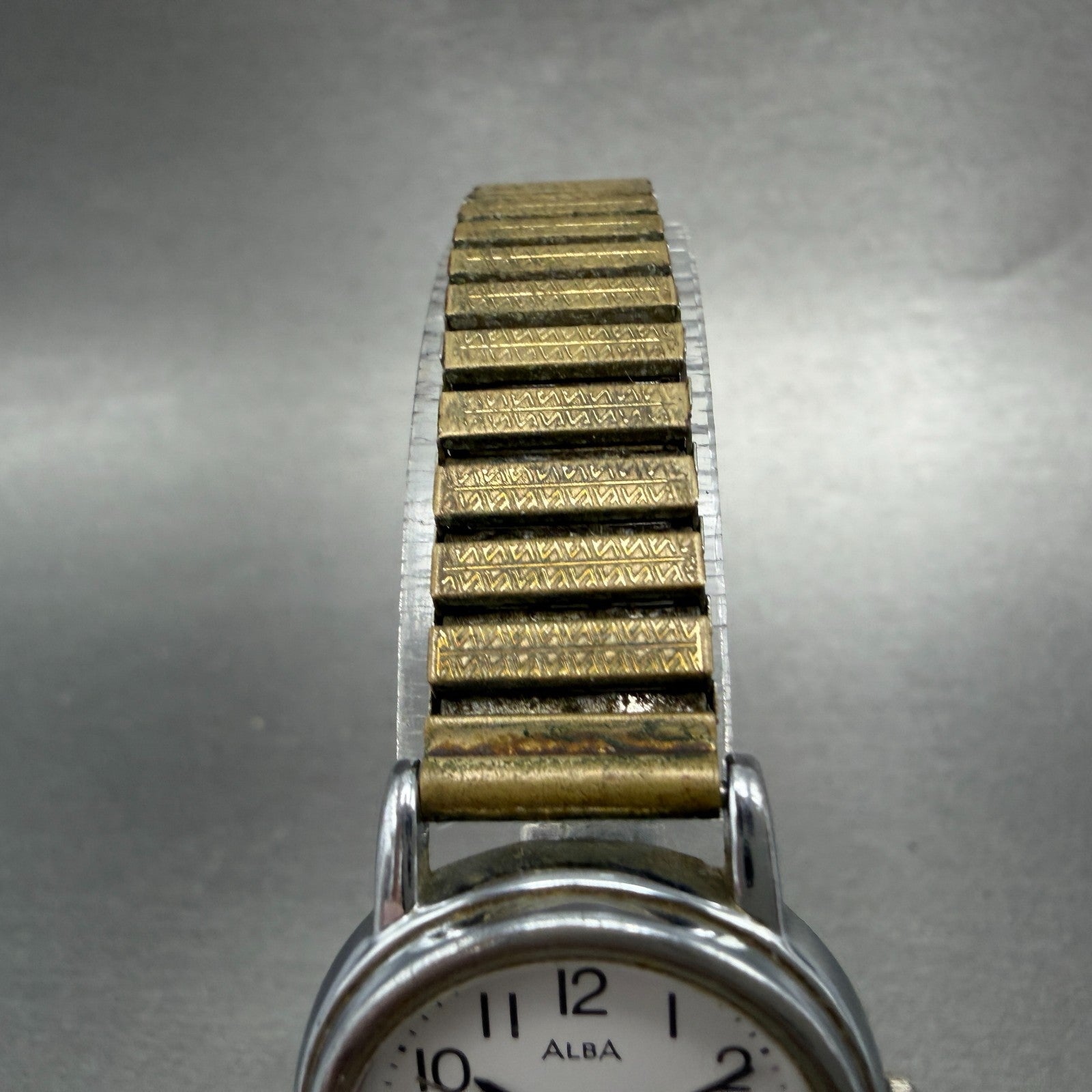 Seiko Alba Watch Women 25mm White Dial Silver Dial Round Y136-6A80 New Battery4