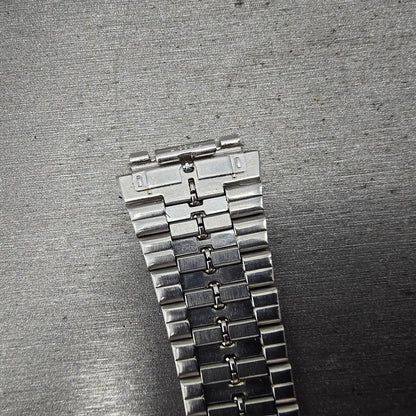 Seiko Bracelet 18mm Stainless Steel Gold Tone Vintage Japan Z1332L Broken Clasp9