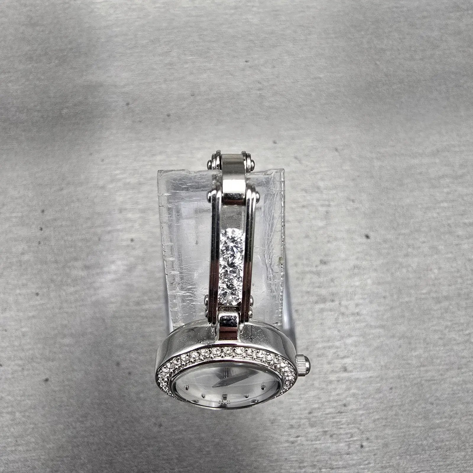 Bulova Watch Women 20mm MOP Dial Silver Tone Gemmed Round 96T71 New Battery4