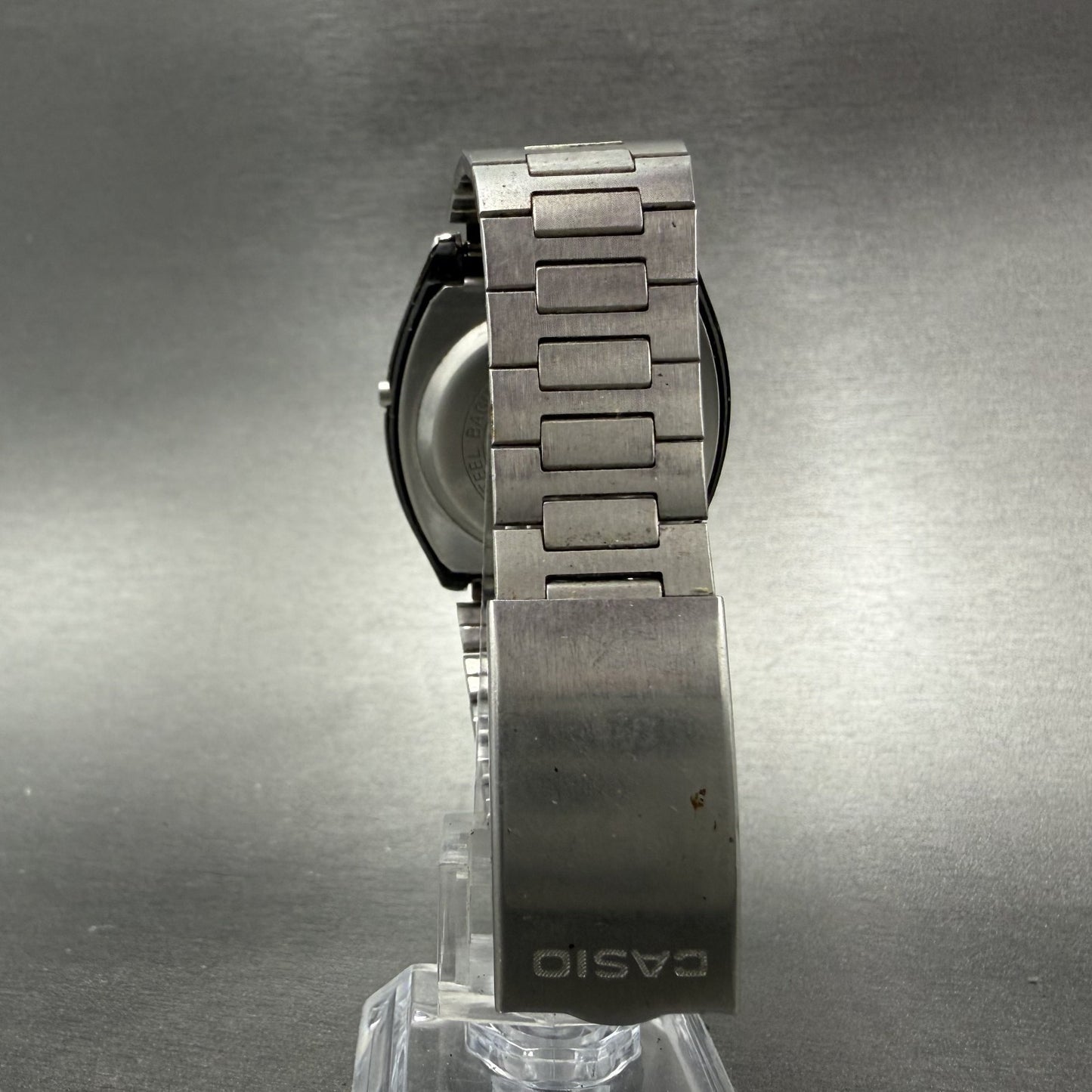 Casio 58 S005 Watch Men 36mm Digital Silver Tone Daydate New Battery Vintage7