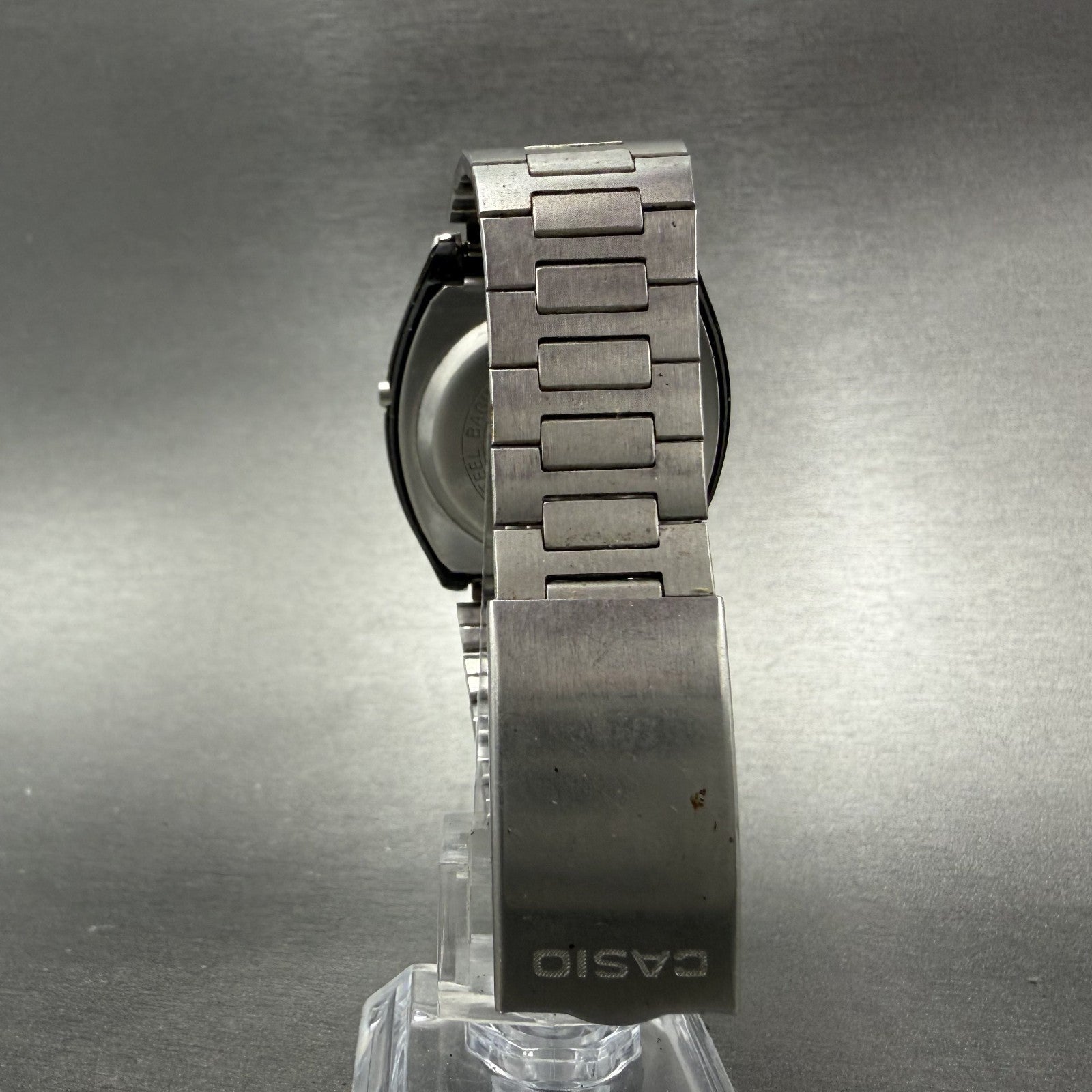 Casio 58 S005 Watch Men 36mm Digital Silver Tone Daydate New Battery Vintage7