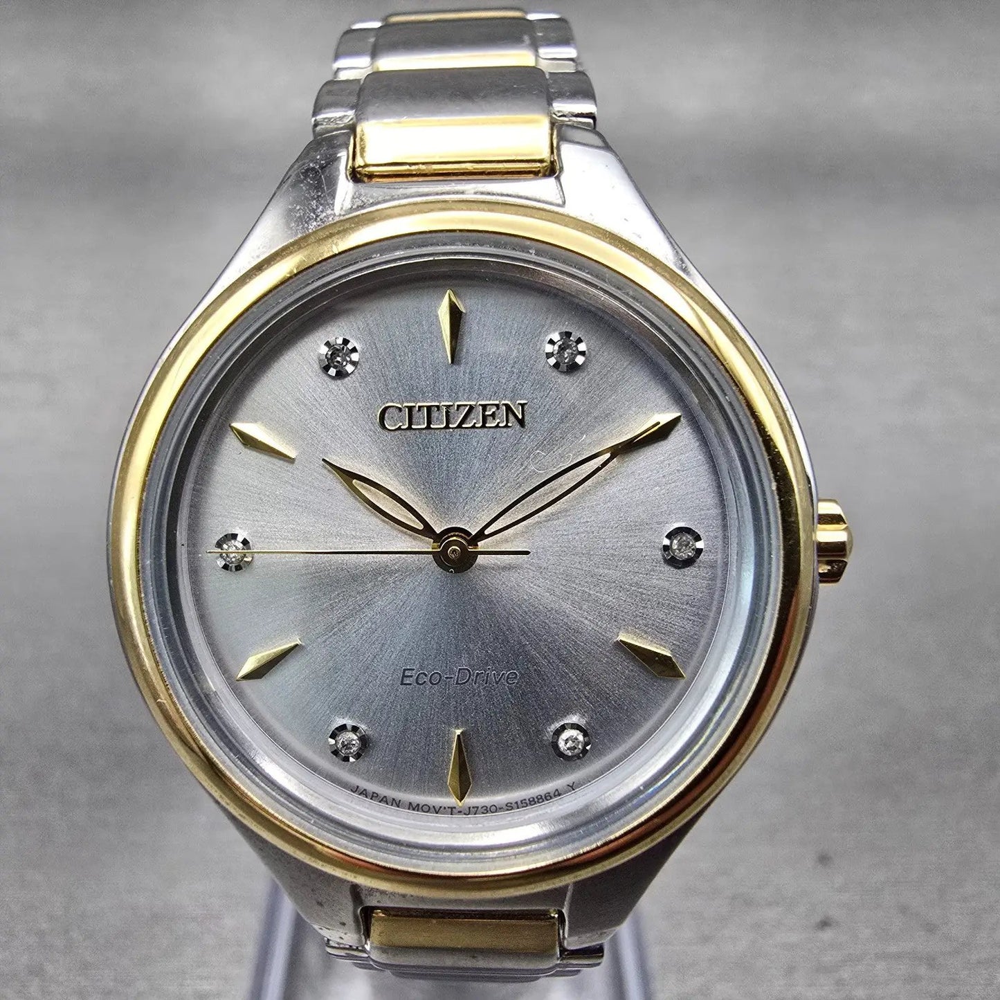 Citizen Eco-Drive Watch Women 29mm Silver Dial Two Tone Round J730-S115965 Runs1