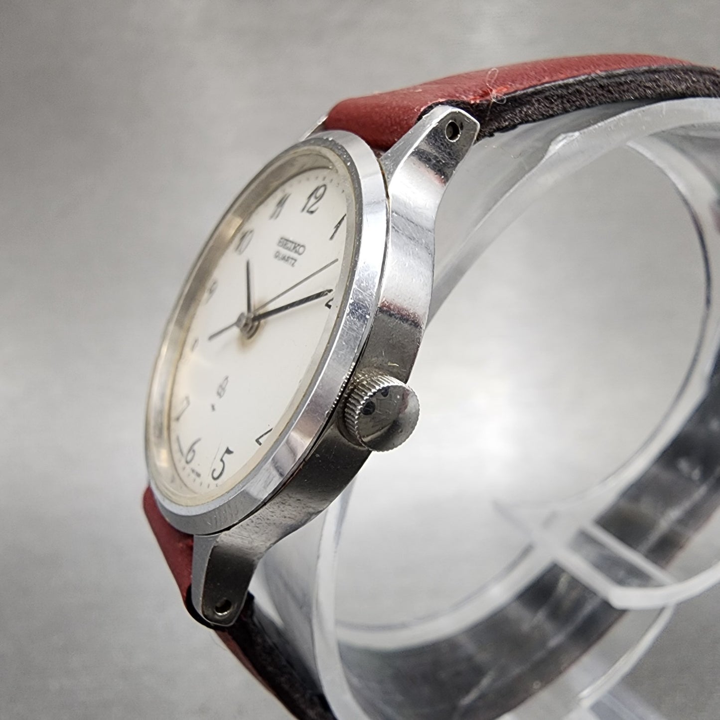 Seiko Watch Women 26mm Silver Dial Silver Tone Round 26210020 New Battery2