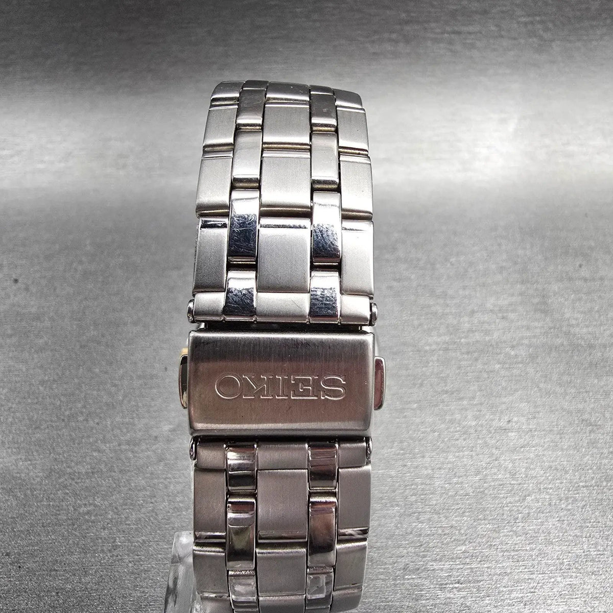 Seiko Watch Men 34mm White Dial Silver Round 7N01-0DM0 New Battery Bracelet JDM7
