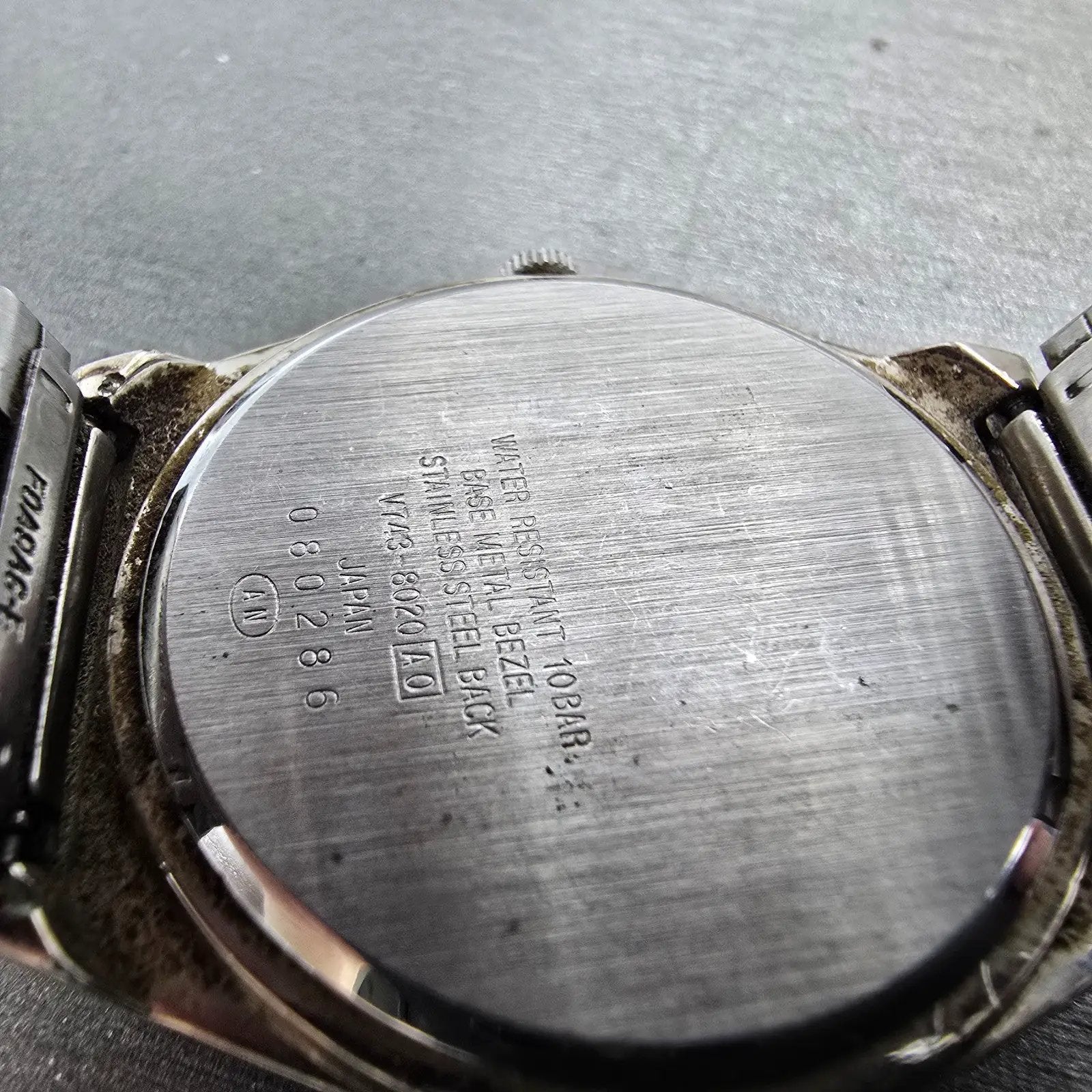 Seiko Alba Watch Men 36mm Luminous Dial Silver Tone Daydate V743-8020 PARTS VTG8