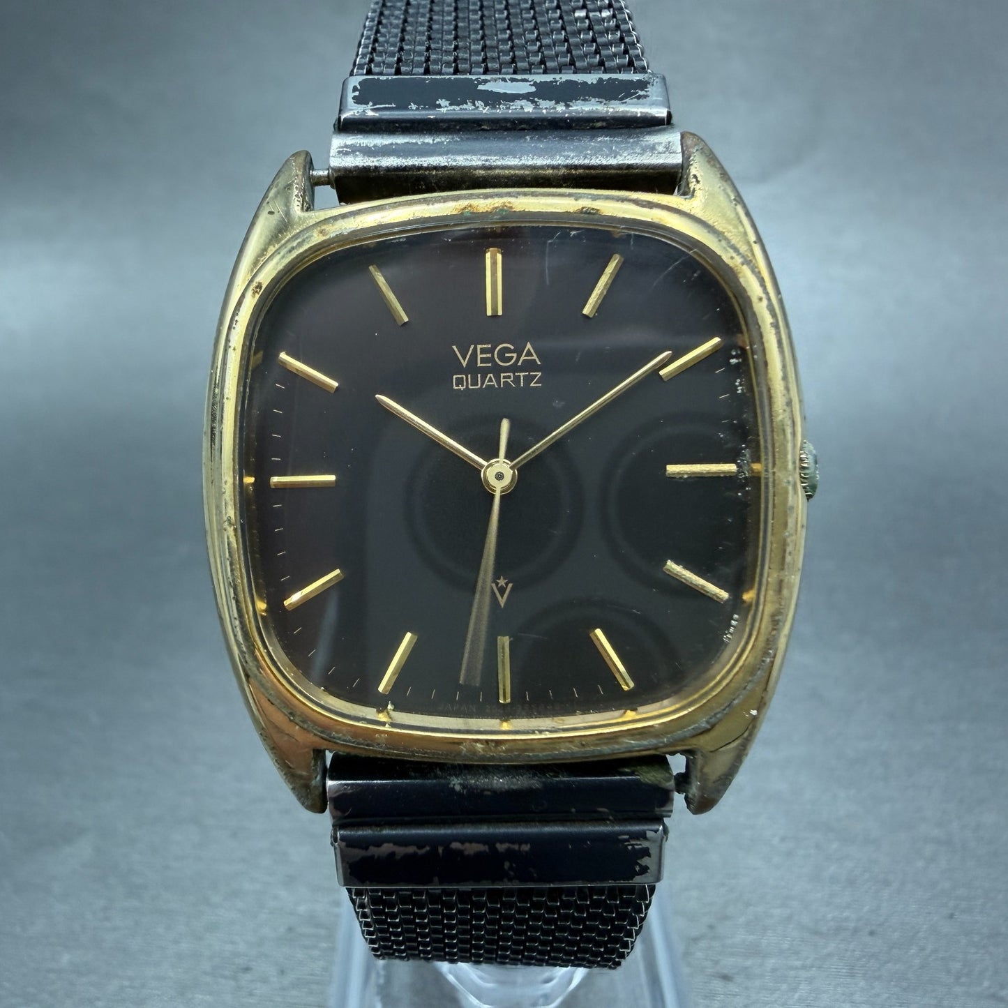 Citizen Vega Watch Men 33mm Brown Dial Gold Tone Rectangle 2038 New Battery0