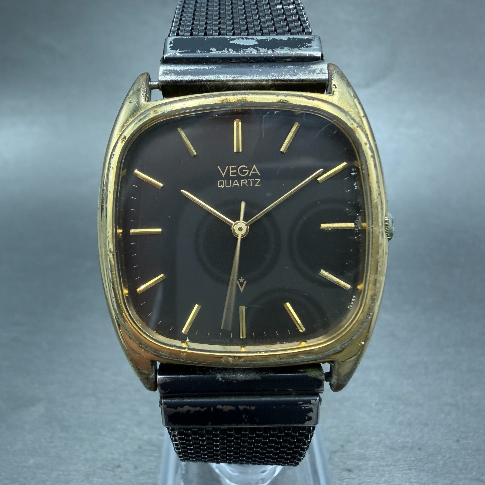 Citizen Vega Watch Men 33mm Brown Dial Gold Tone Rectangle 2038 New Battery0