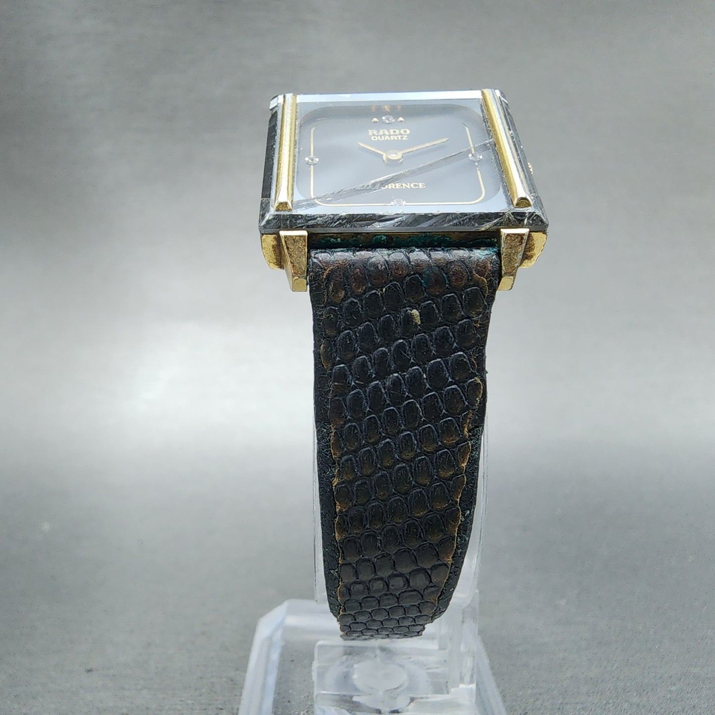 Rado Florence Tank Watch Women 24mm Black Dial Gold Tone Rectangle New Battery4