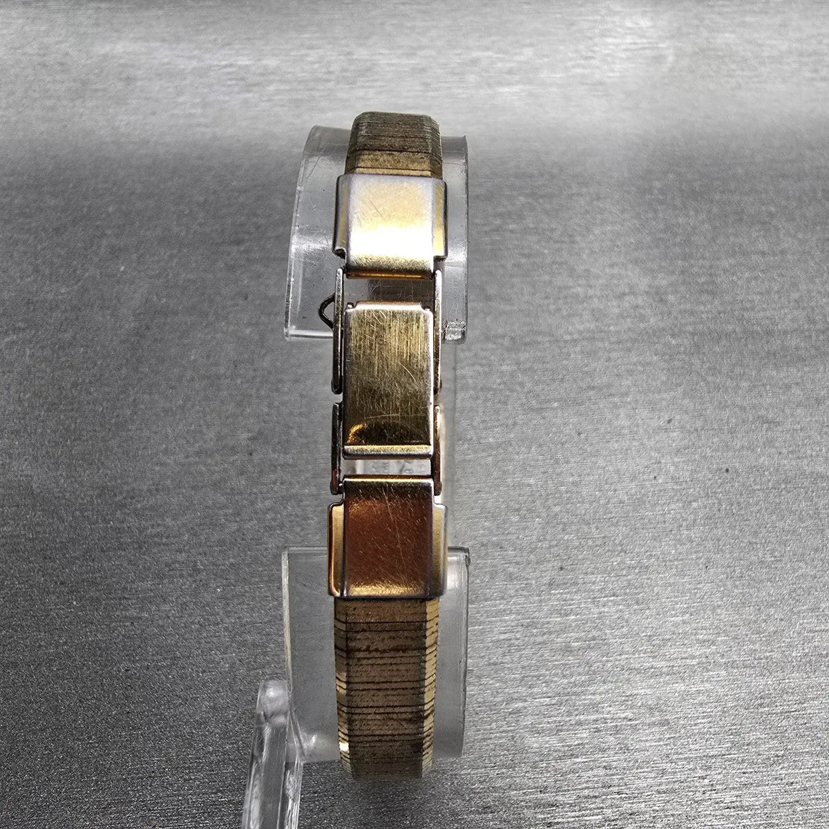 Seiko Watch Women 12mm Gold Dial Gold Tone Rectangle 1320-5049 New Battery 897