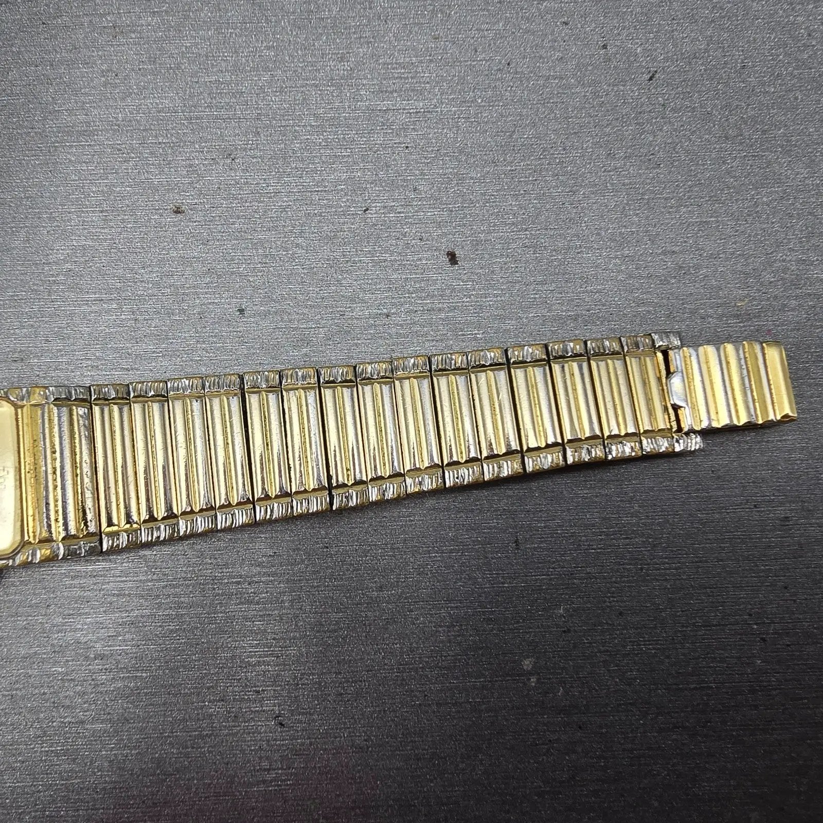 Raymond Weil Tank Watch Women 18mm Gold Dial Two Tone Gold Plated 8057 New Batt12