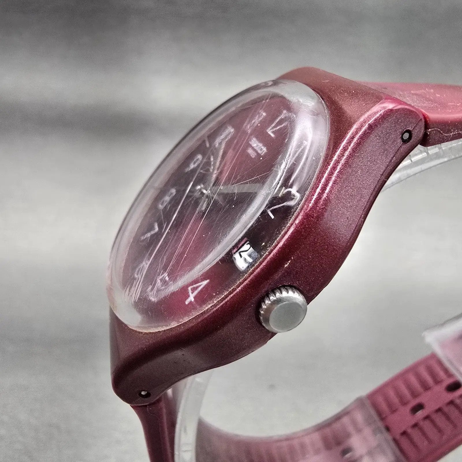 Swatch REDBAYA Watch Women Red Dial Red Tone Date Round GR405 New Battery2