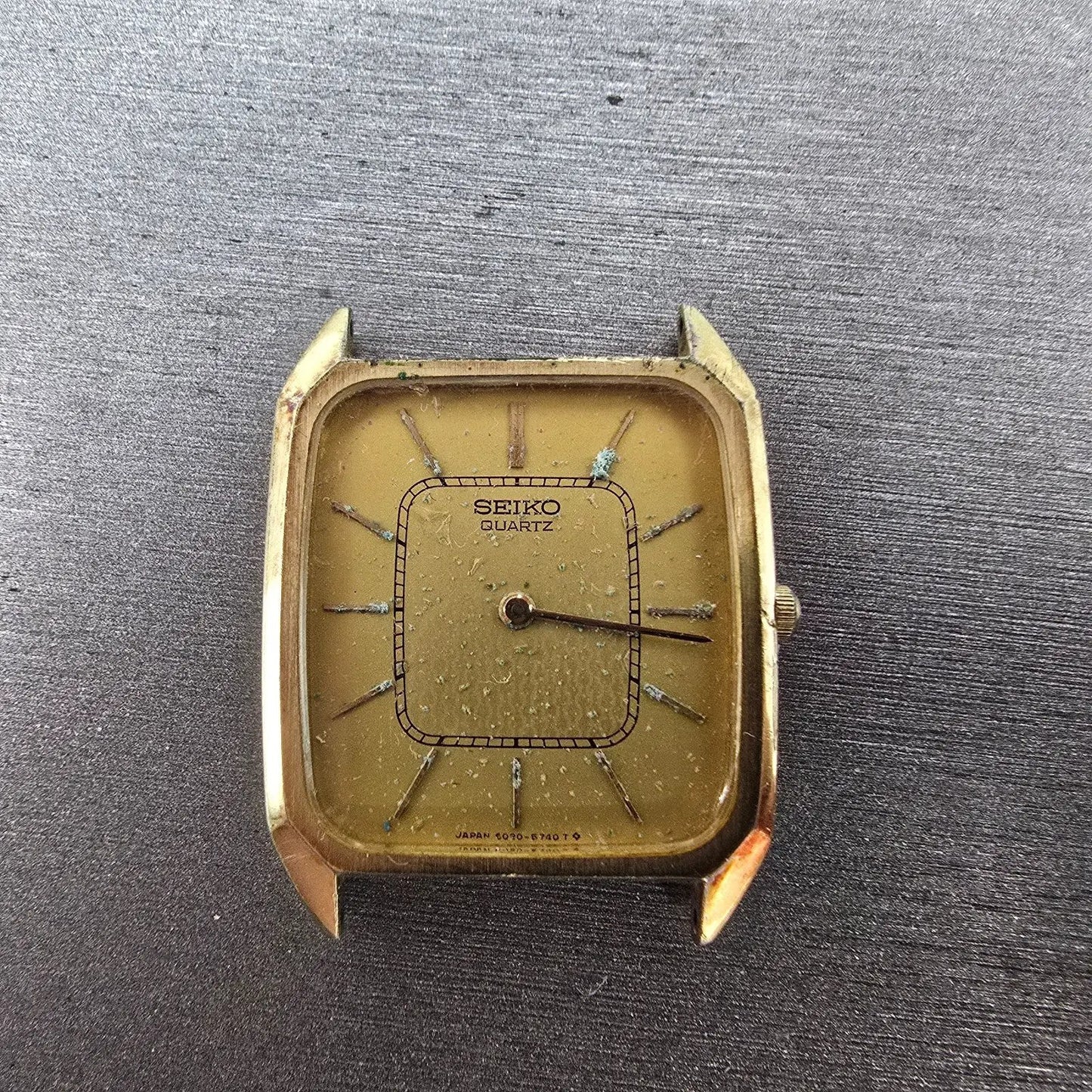 Seiko Tank Watch Men 27mm Champagne Dial Gold Tone Rectangle 6020-5409 PARTS VTG0