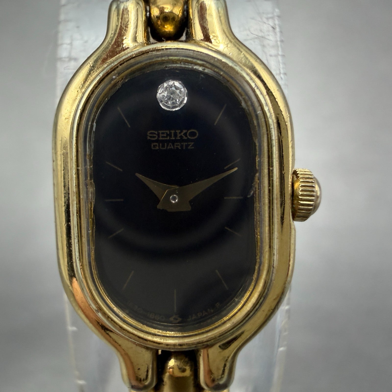 Seiko Watch Women 13mm Black Dial Gold Tone Oval 1e20-6039 New Battery Vinatge1
