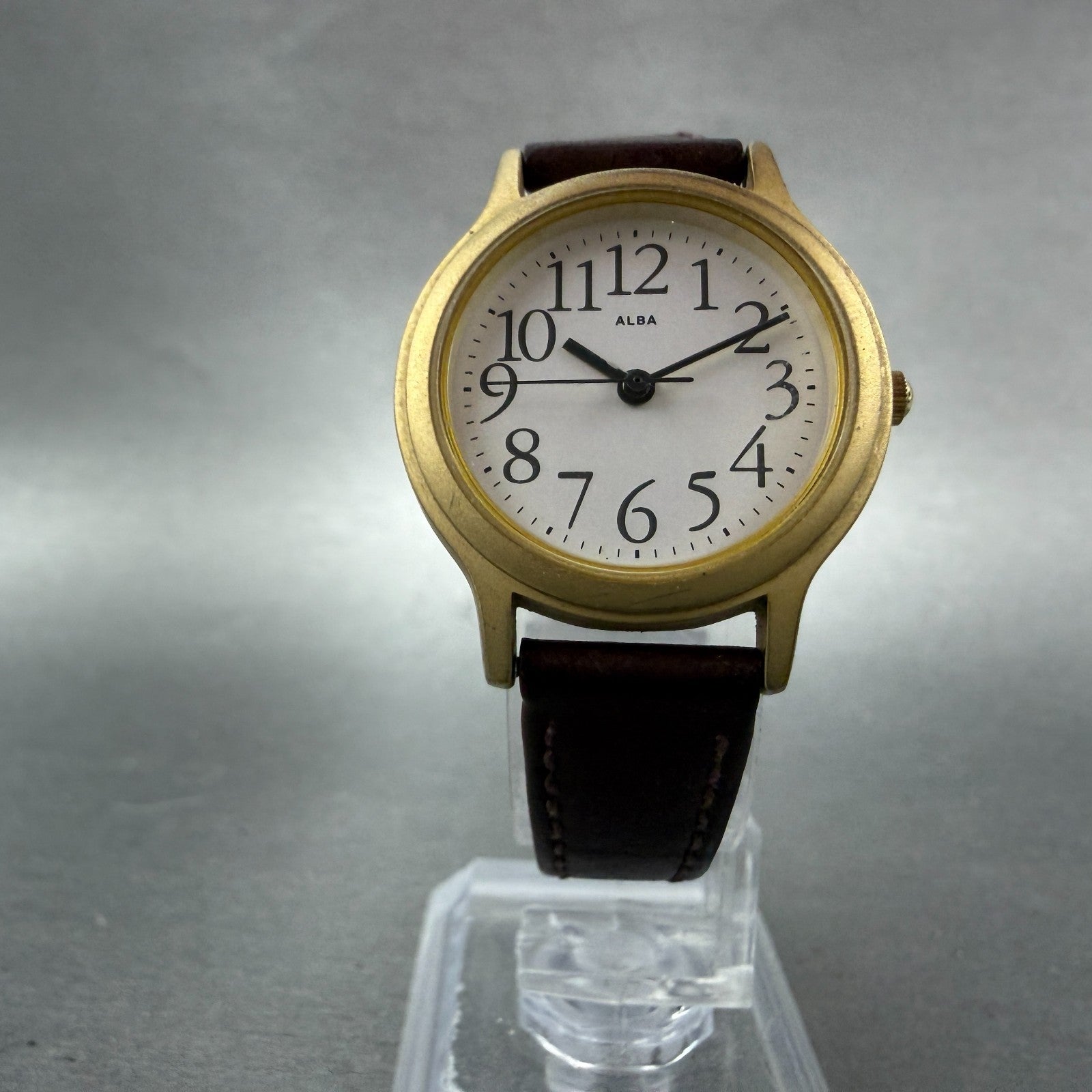Seiko Alba Watch Women 27mm Silver Dial Gold Tone Round Y121-K990 New Battery5