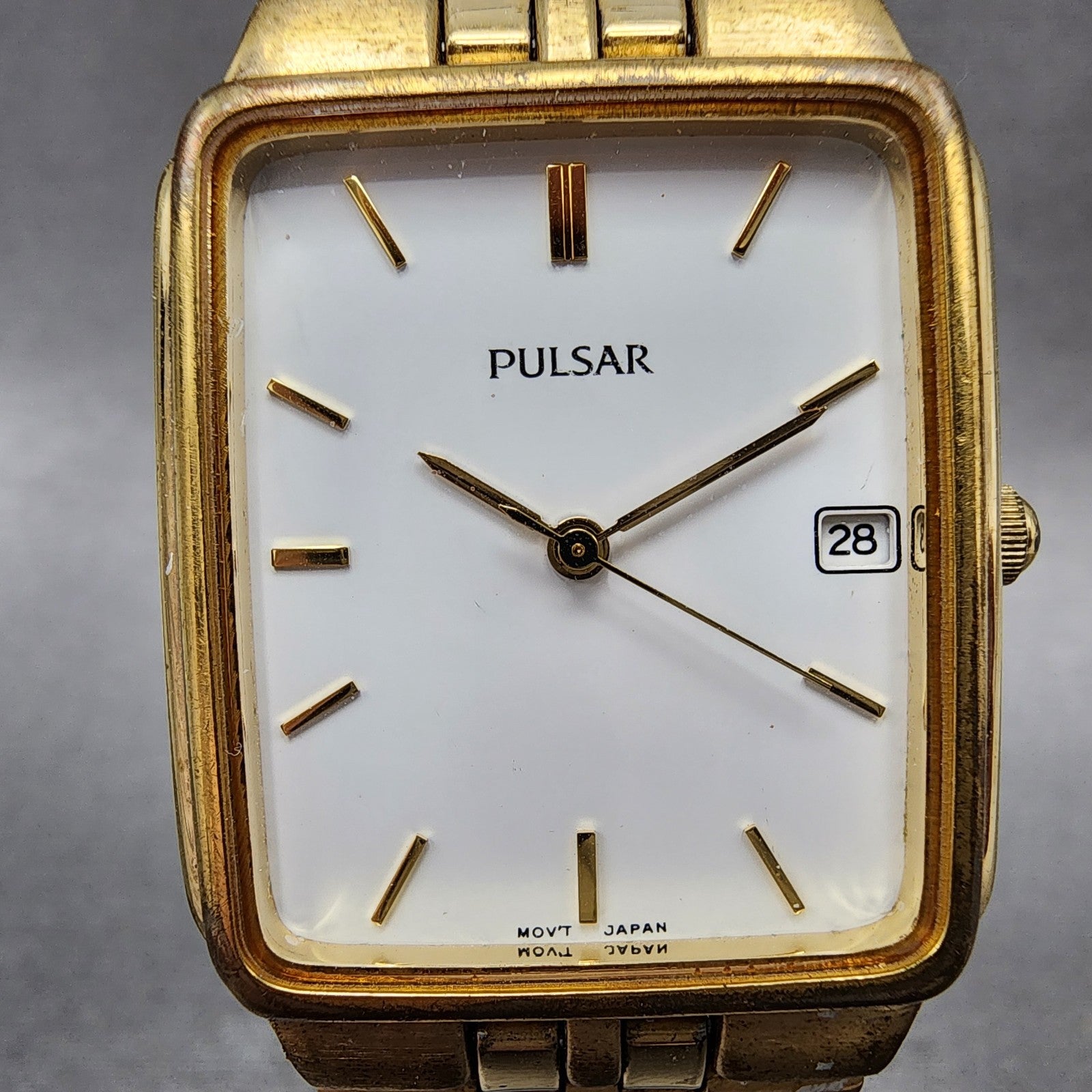 Pulsar Tank Watch Men 27mm White Dial Gold Tone Date Rectangle VX32X154 New Bat1