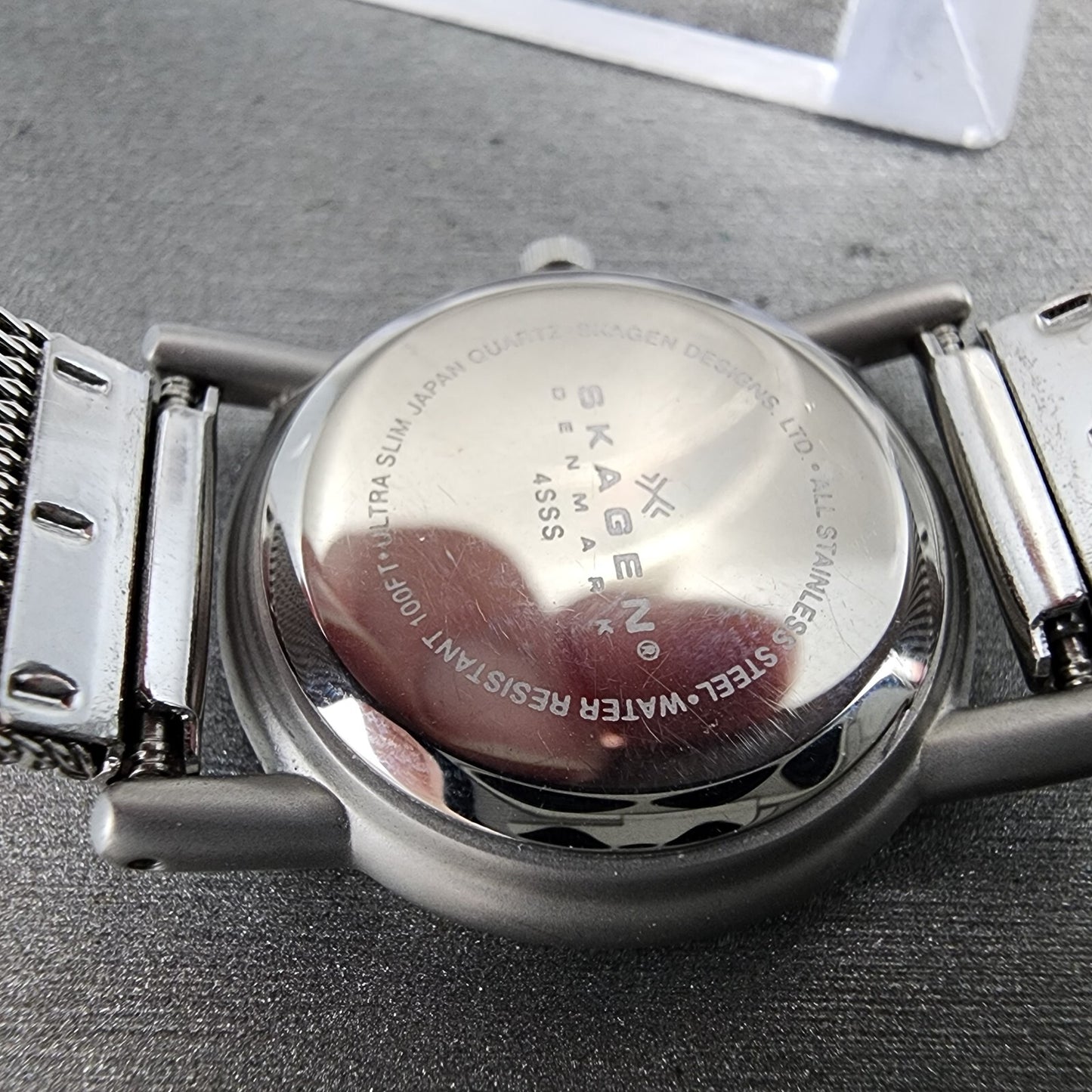Skagen Watch Women 25mm Silver Dial Steel Round Mesh Band 4SSS New Battery