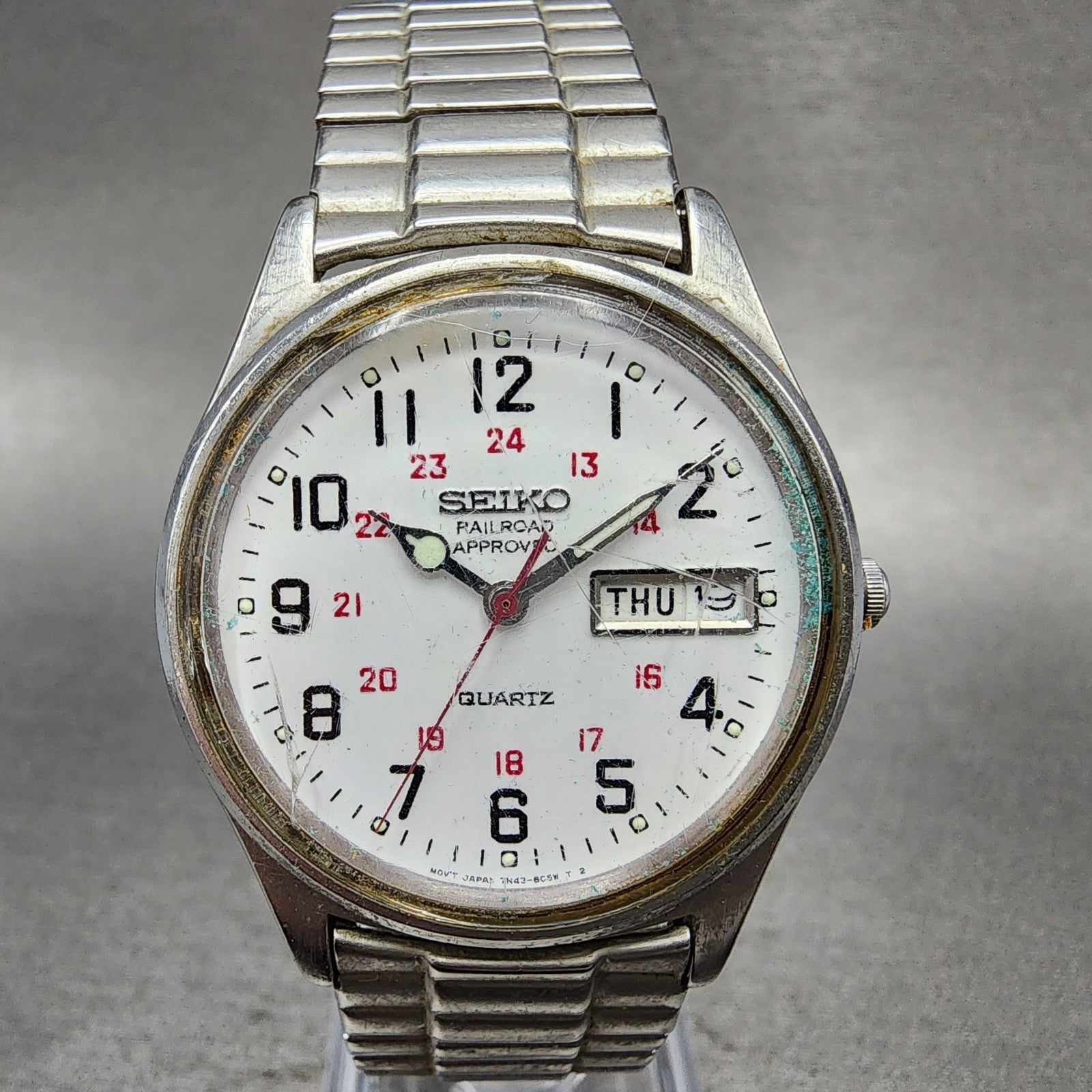 Seiko Railroad Approved Watch Men 35mm White Dial Silver Daydate 7N438A39 PART0