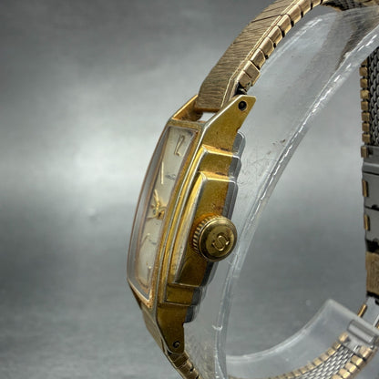Seiko Solar Tank Watch Women 15mm White Dial Gold Tone Rectangle 562 Manual Runs2