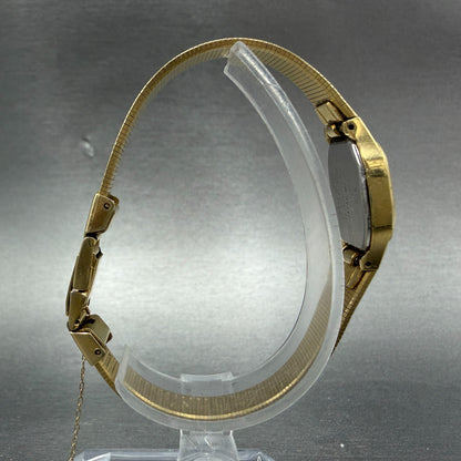 Seiko Watch Women 16mm Champagne Dial Gold Tone Square 2C20-5770 New Battery8