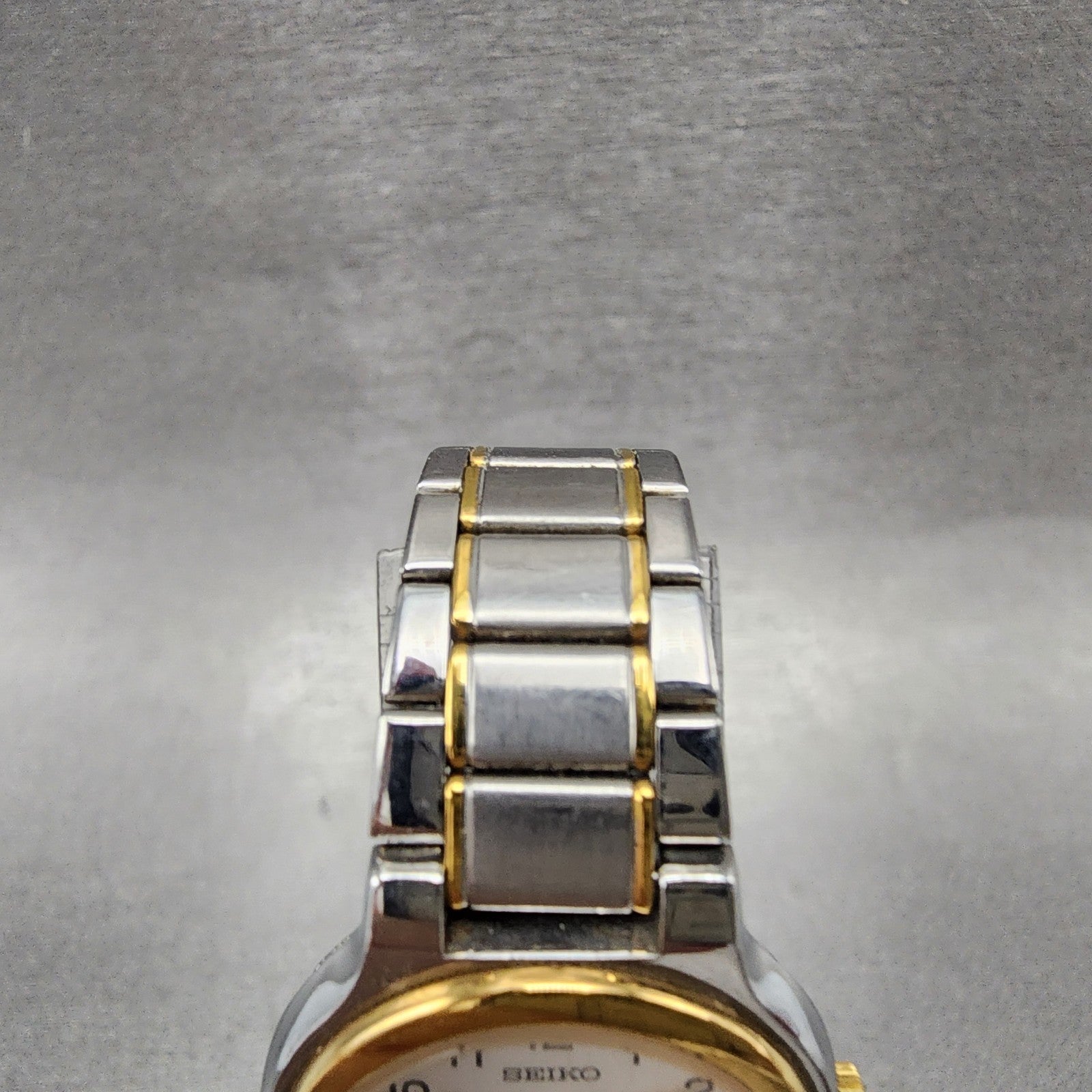Seiko Spirit Watch Women 25mm Silver Dial Two Tone Round 7N016A80 New Battery4