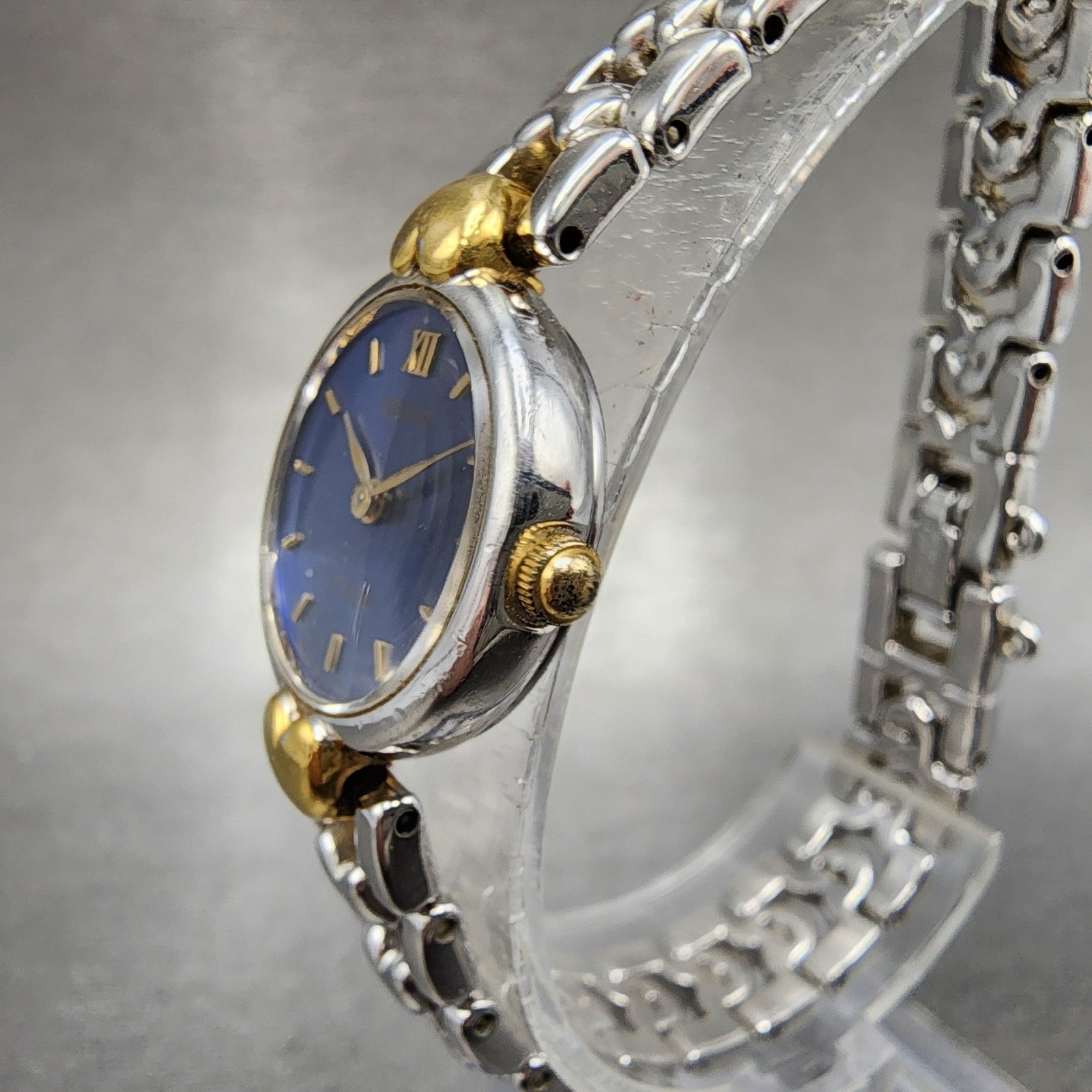 Seiko Tisse Watch Women 19mm Blue Dial Two Tone Hearts 1f200k50 New Battery2