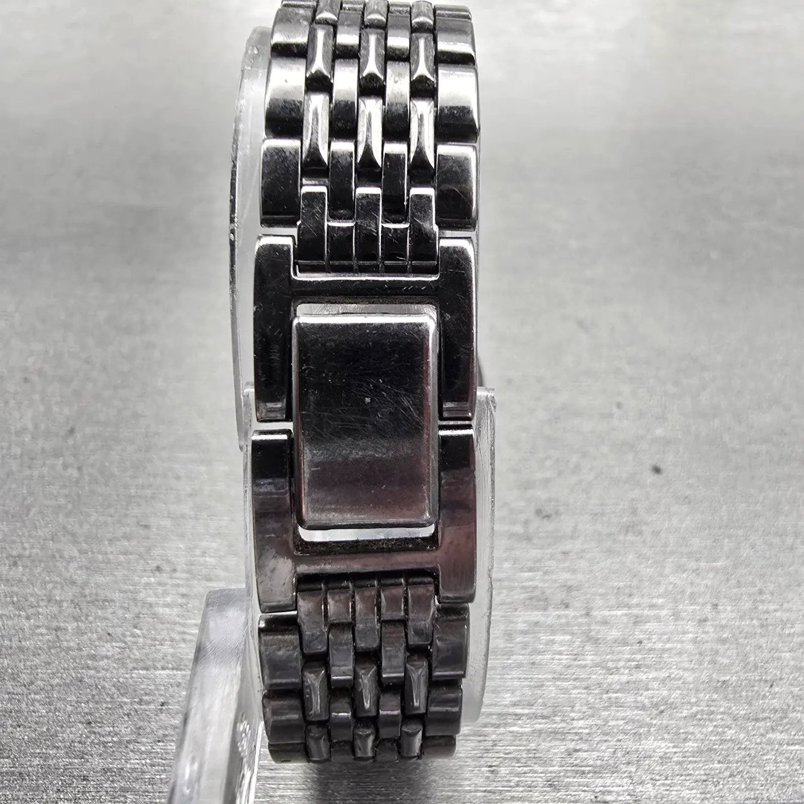 Seiko Watch Women 23mm White Dial Gray Tone Date Round 7N89-0281 New Battery7