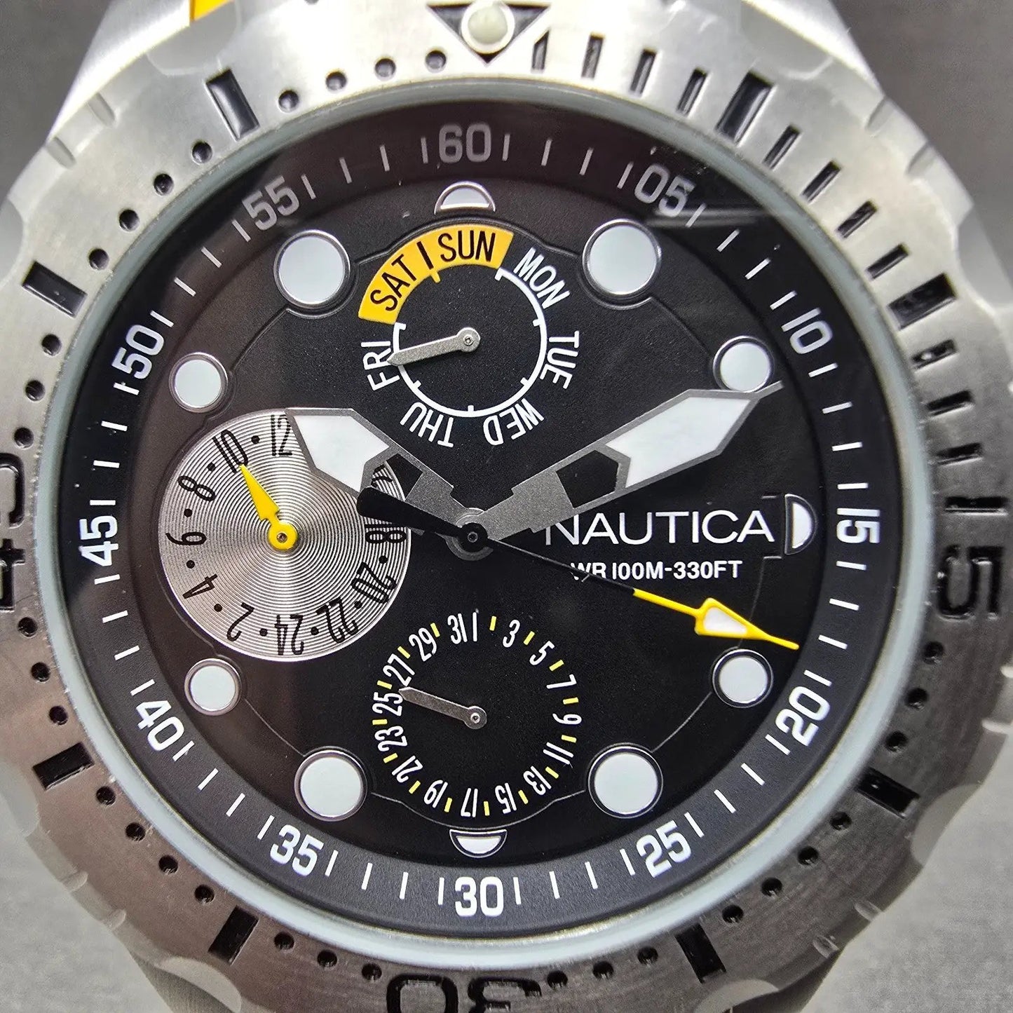 Nautica Dive Watch Men 48mm Black Dial Steel Daydate Round NAS15107G New battery1