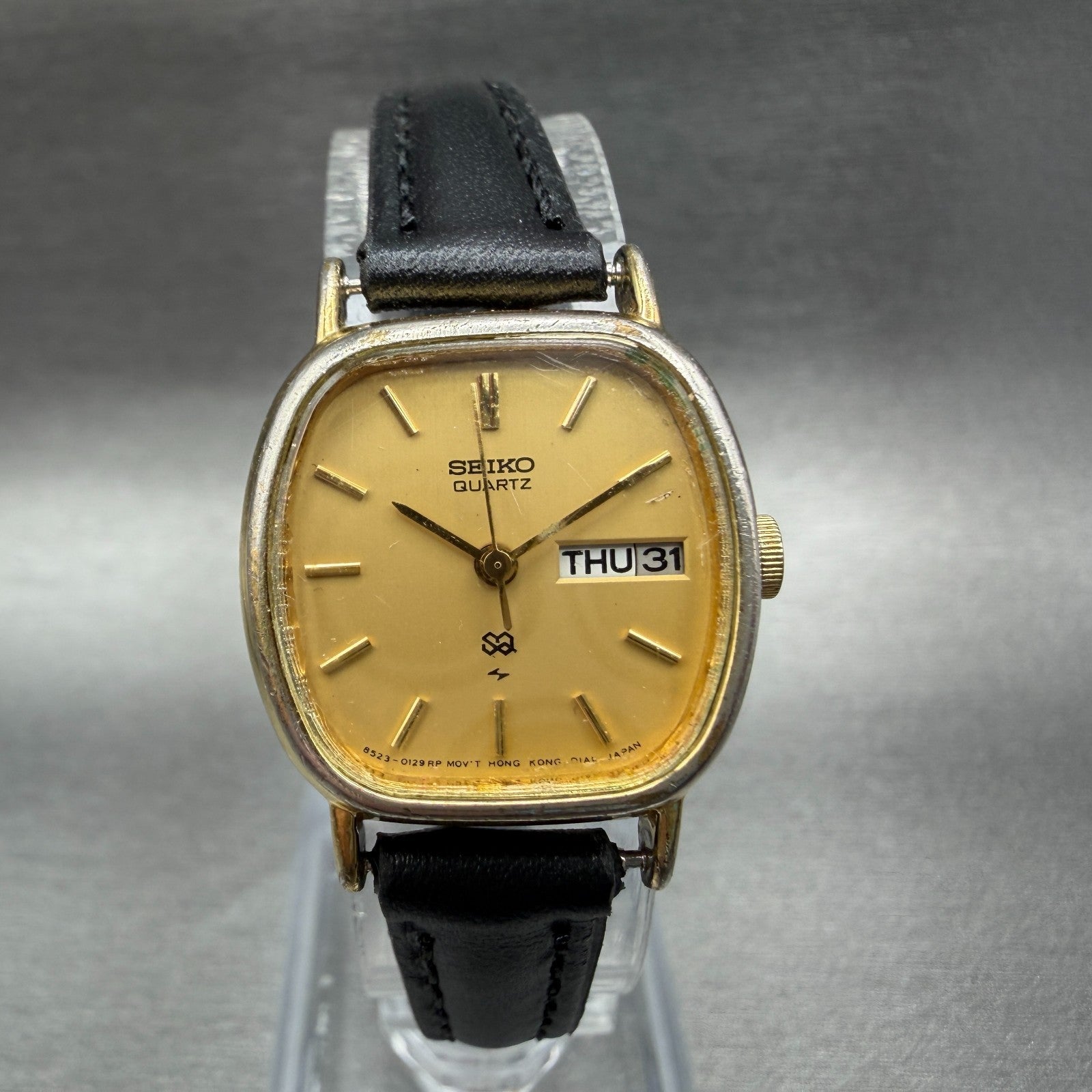 Seiko SQ Watch Women 21mm Champagne Dial Gold Tone Daydate 8523-5009 New Batt 870