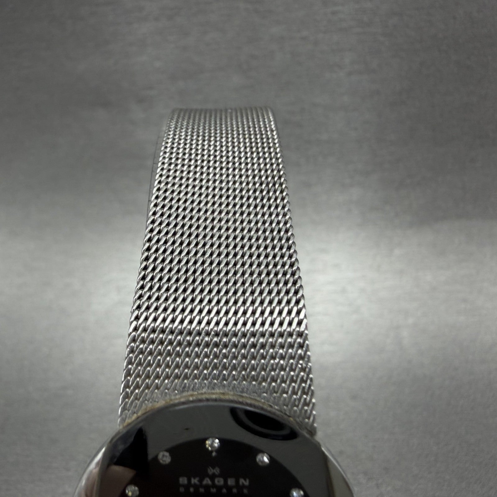 Skagen Watch Women 26mm Black Dial Silver Tone Oval Mesh Band 589SSSB New Batt4