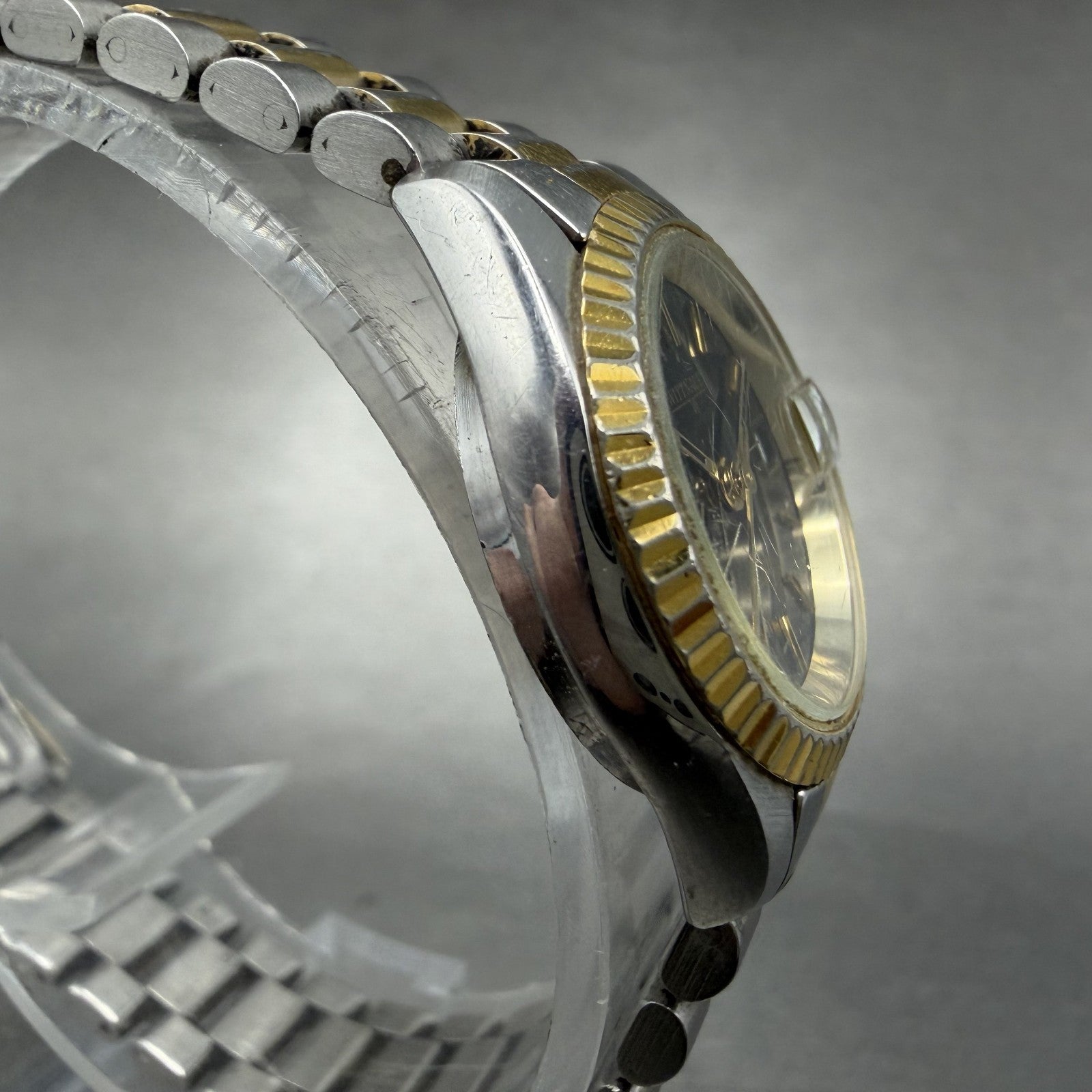 Wittnauer Watch Women 24mm Black Dial Two Tone Date Round 9565 New Battery VTG3
