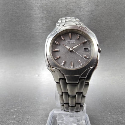 Citizen Eco-Drive Watch Women 25mm Gray Dial Silver Date E011-S049601 Runs JP25