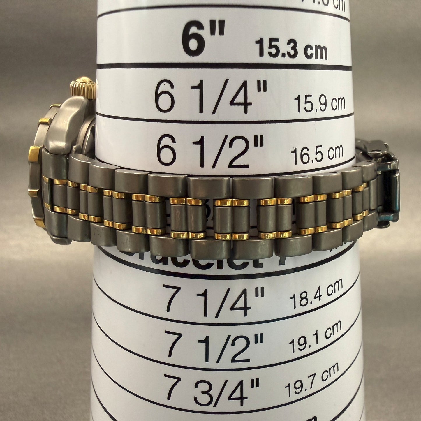 Seiko Scuba Dive Watch Women 29mm Champagne Dial Two Tone Date Round 7N85-01109