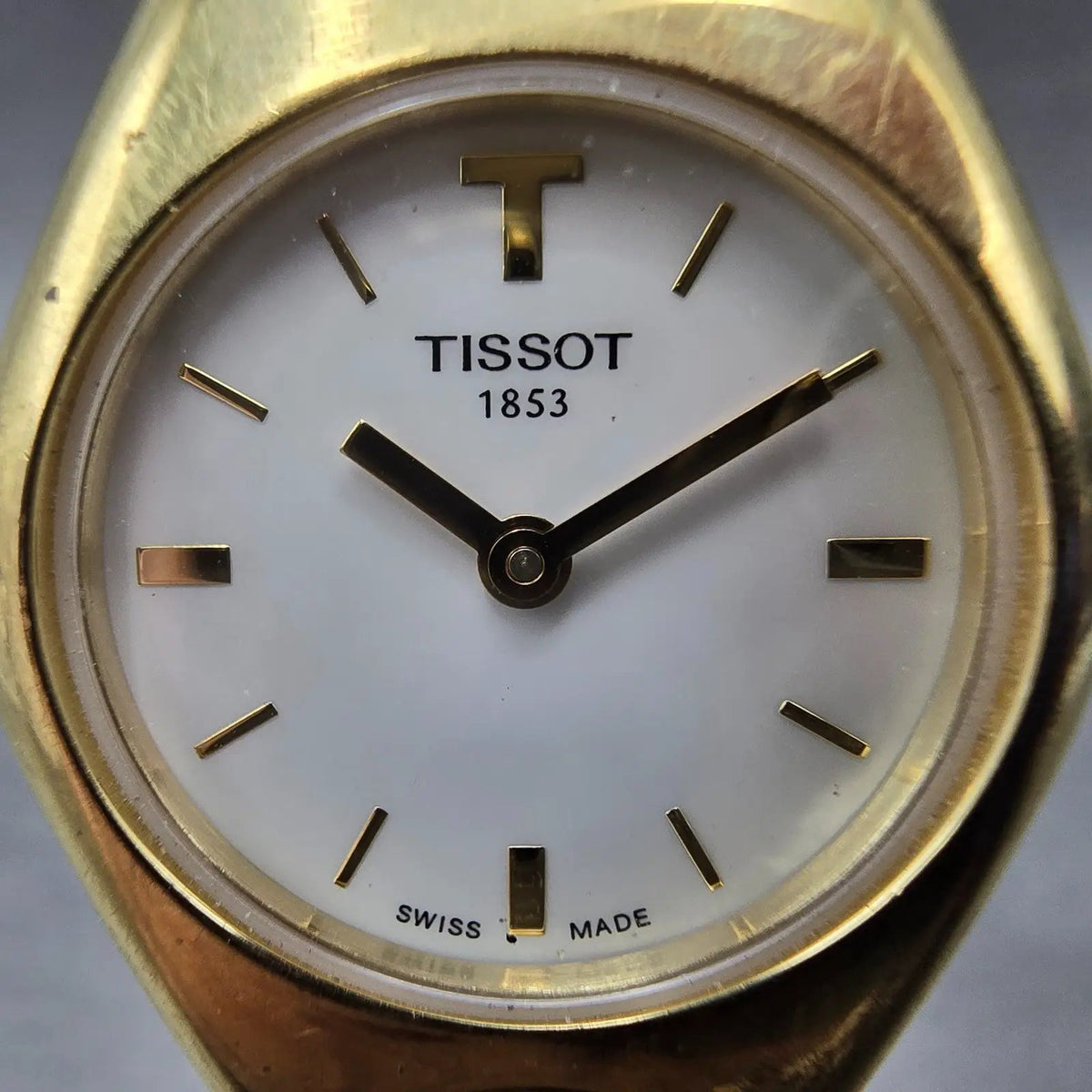 Tissot T-Trend Watch Women 23mm MOP Dial Gold Tone Round New Battery G349 VTG1