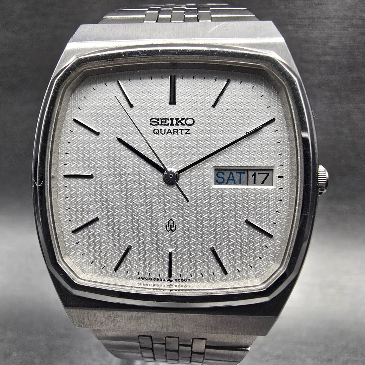 Seiko Watch Men 32mm Silver Dial Silver Tone Daydate Rectangle 5933-5040 New Bat1