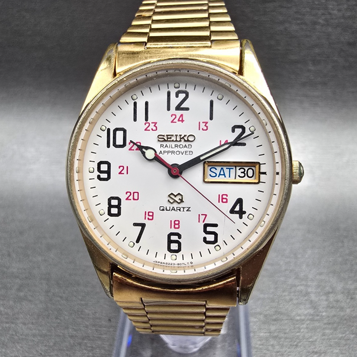 Seiko SQ Railroad Approved Watch Men 34mm White Dial Daydate 8223-8049 New BattK0