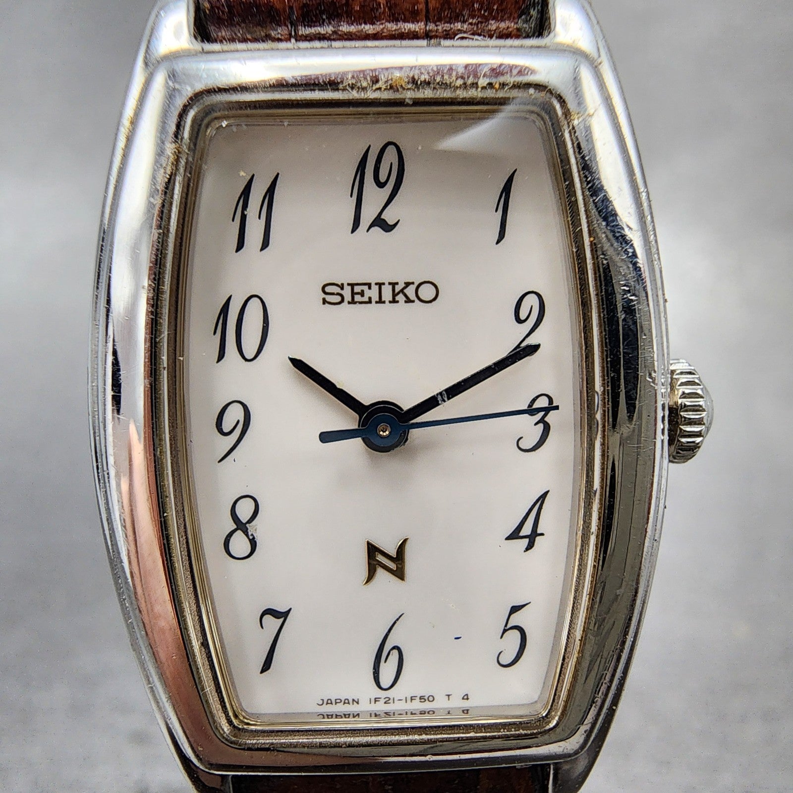 Seiko Noie Tank Watch Women 21mm White Dial Silver Tone 1f215c10 New Battery1