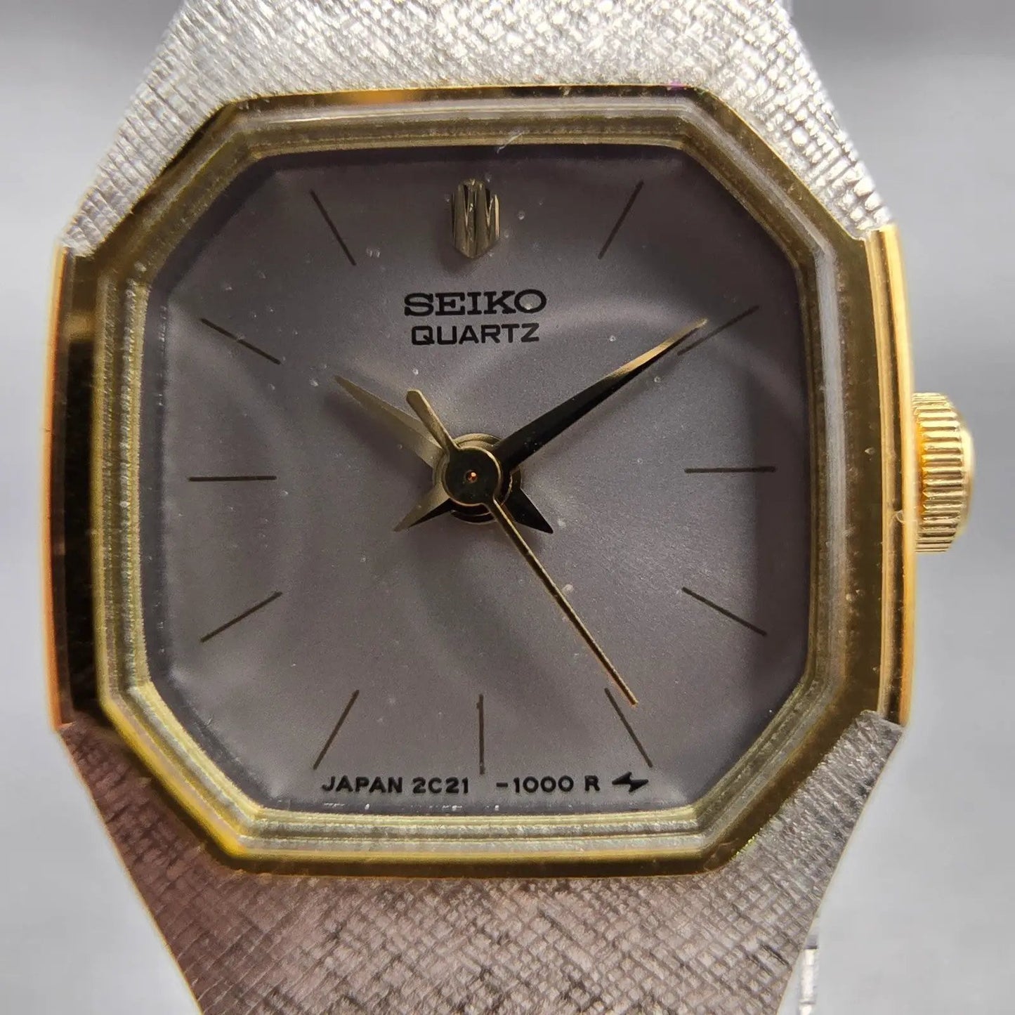 Seiko Watch Women 17mm Silver Dial Silver Tone Octagon 2C21-5409 New Battery VTG1