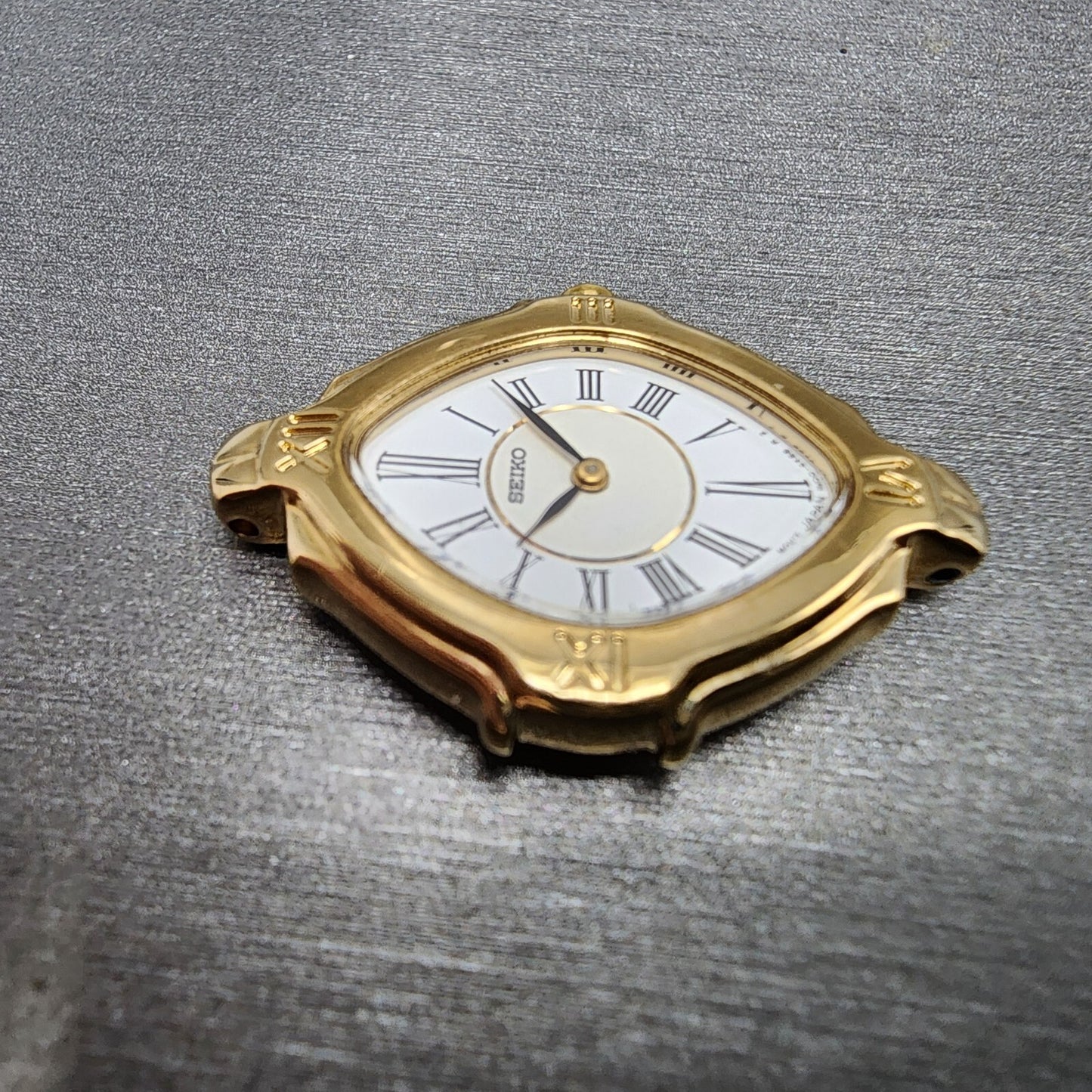 Seiko Watch Women 19mm White Dial Gold Tone 1N00 4K88 SXJR48 SAMPLE NO MOVEMENT4