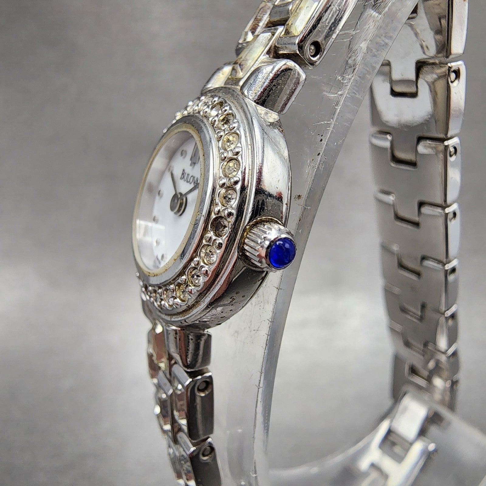 Bulova Crystal Watch Women 19mm White Dial Silver tone Round 96L23 New battery2